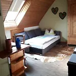 斯蒂尔司多尔伟龙套房旅馆 瓦兰奥